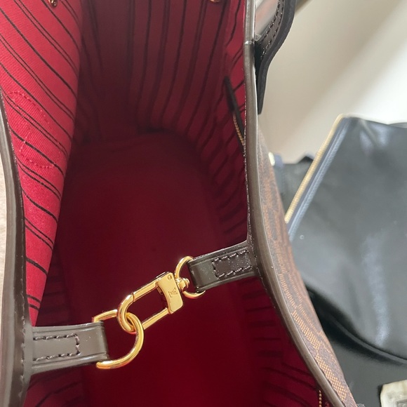 Louie Vuitton Neverfall - Picture 2 of 8